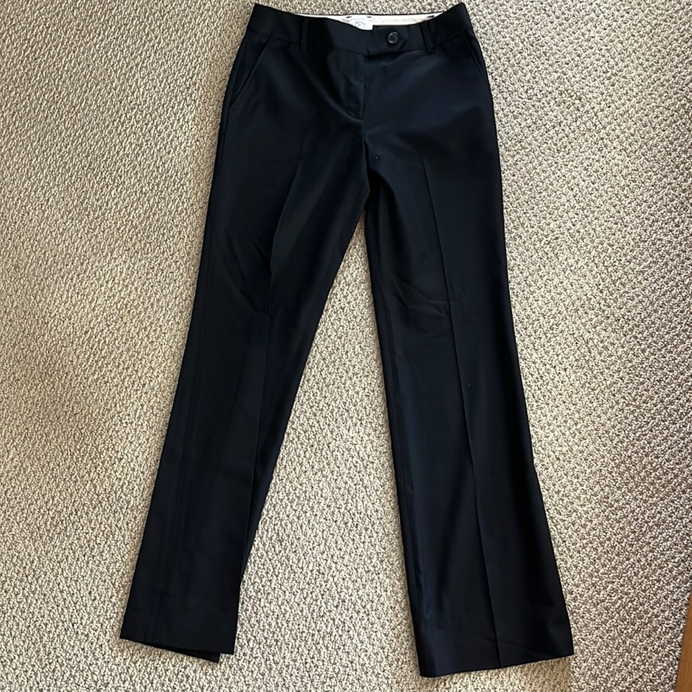 Ann Taylor Loft Dress Pant. Size 2. Black.